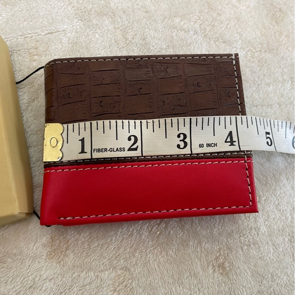 Tems Collection Handcrafted Wallet - Picture 8 of 9